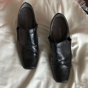 Aerosoles “Cingle File” in black. Size 7 1/2